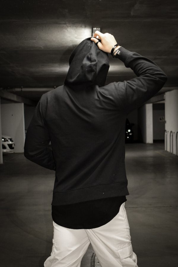 HOODIE OKE – NEGRO E